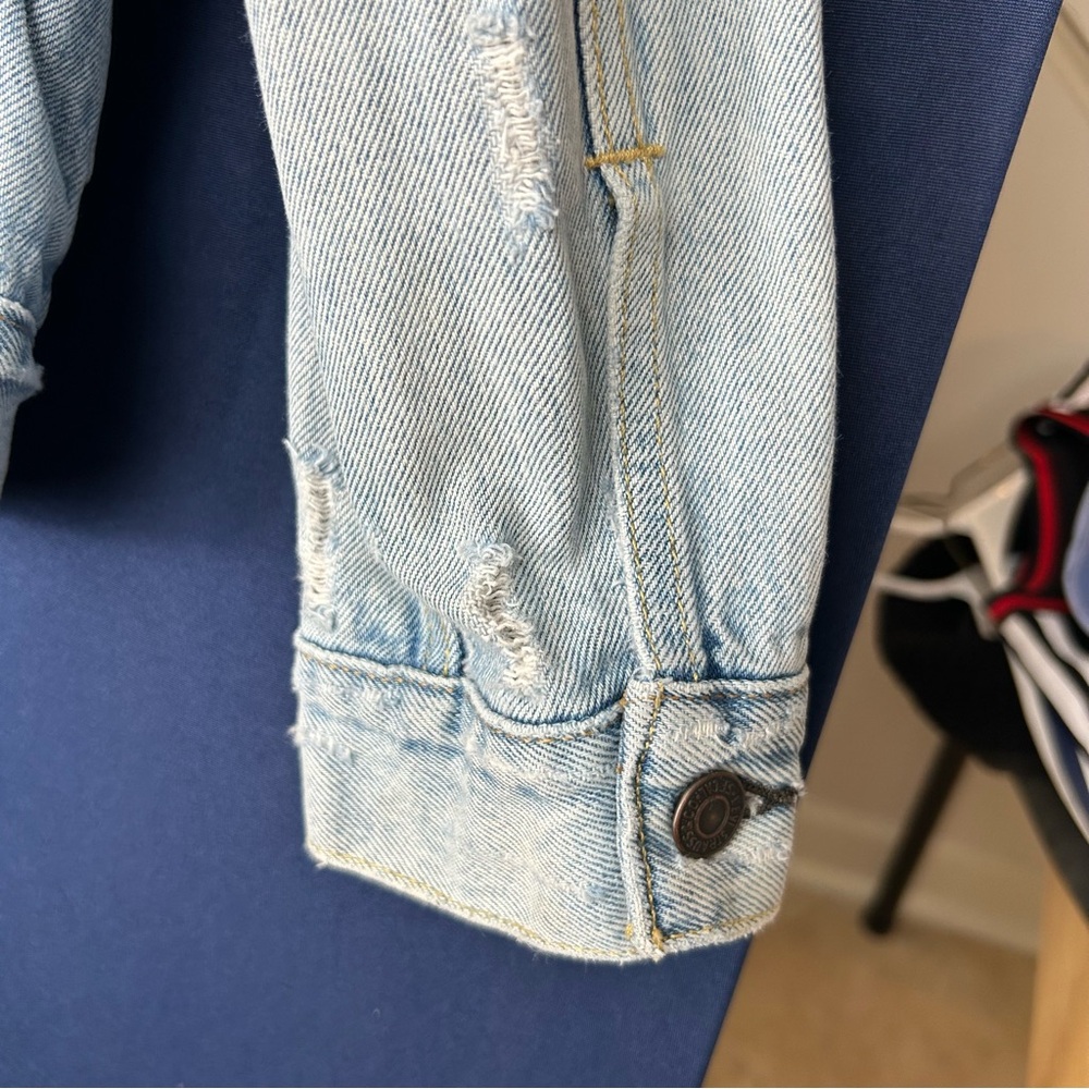 Levi's Men's Blue Denim Classic Jean Jacket Size Large - Picture 9 of 13